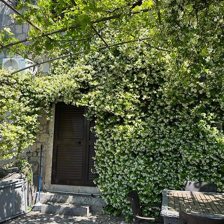 Be Happy In Perast Apartment Luaran gambar