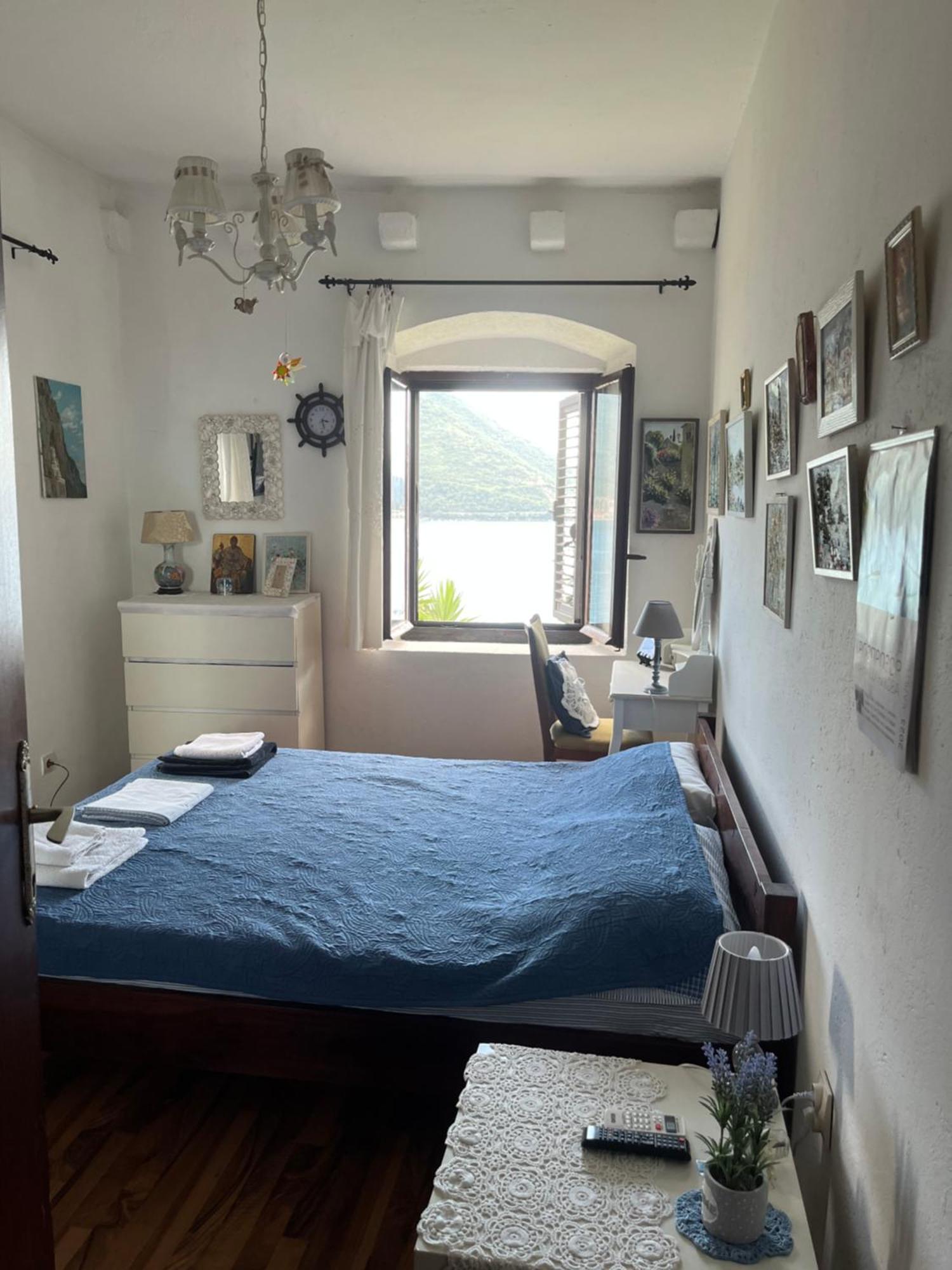 Be Happy In Perast Apartment Luaran gambar