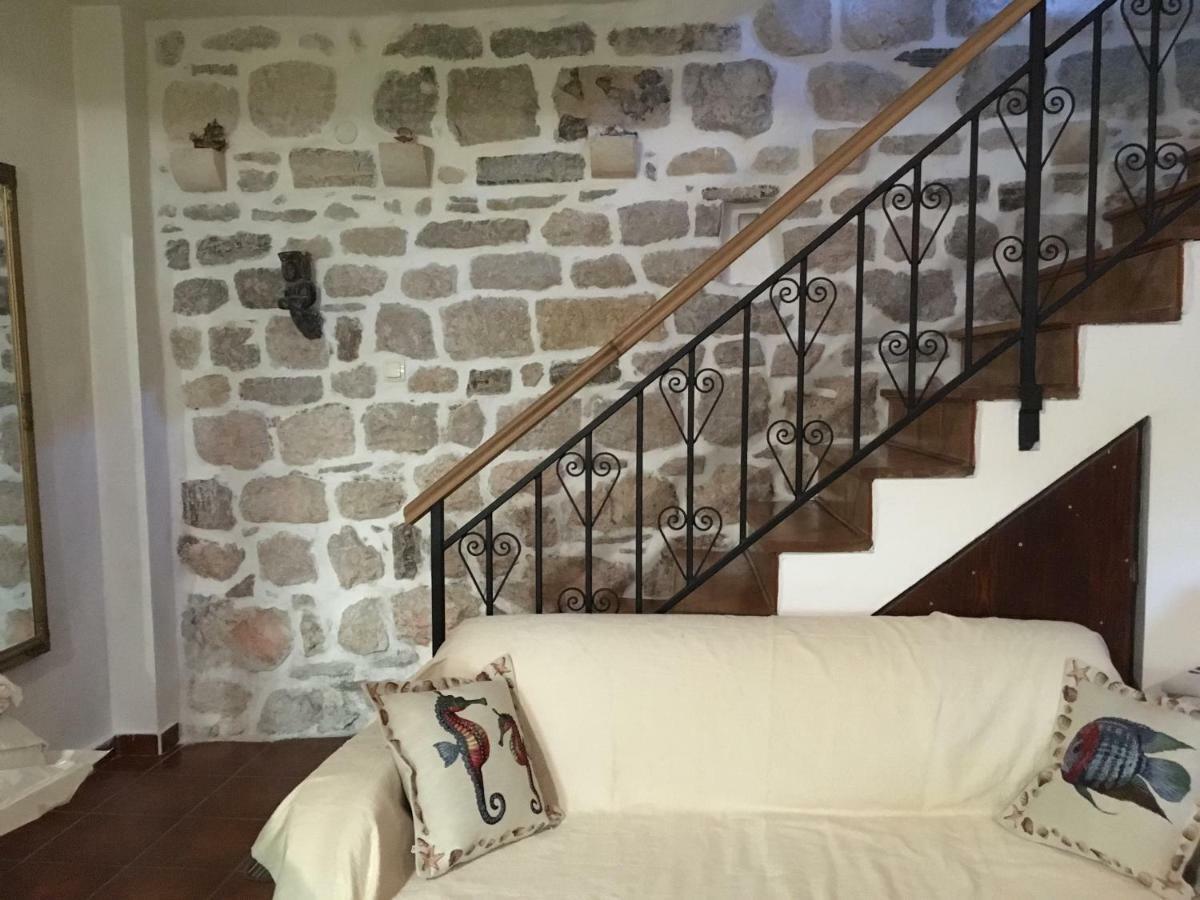 Be Happy In Perast Apartment Luaran gambar
